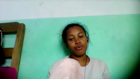 sandra1253099 online show from June 2026 08:00:01 PM