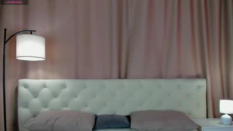 Sandra online show from May 2026 11:12:03 PM