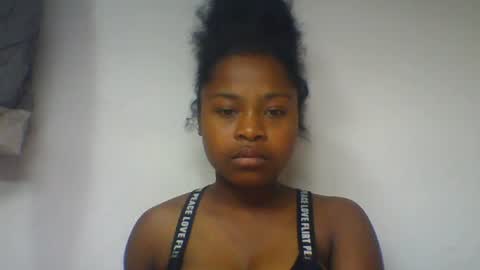 sandraalyd online show from July 2026 03:49:02 PM