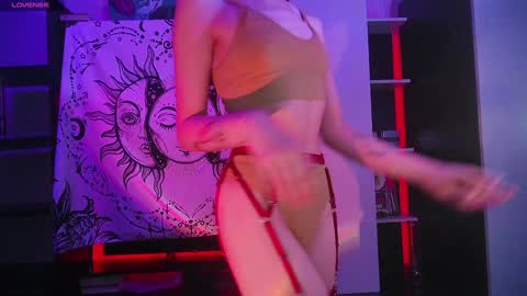 Snapshot of sandraboyl chatting on December 2024 02:02:02 AM Sandy online show from December 2024 02:02:02 AM