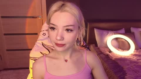 Snapshot of sandraboyl chatting on February 2025 01:02:01 AM Sandy online show from February 2025 01:02:01 AM