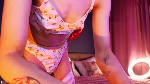 Snapshot of sandraboyl chatting on March 2025 04:15:02 AM Sandy online show from March 2025 04:15:02 AM