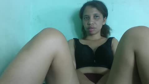 sandrinah788632 online show from May 2026 06:09:01 PM