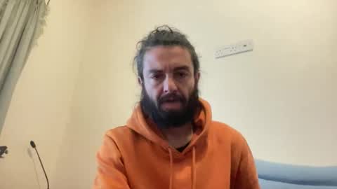 Sandro Andersom online show from October 2025 11:32:02 AM