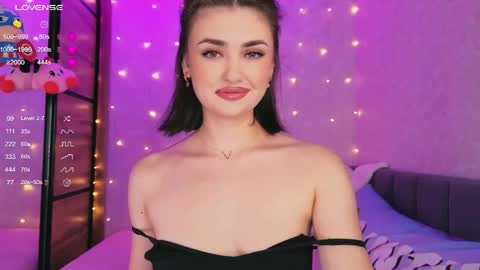 Sandy online show from June 2026 01:18:01 AM