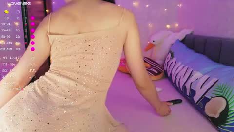 Sandy online show from June 2026 01:06:01 AM