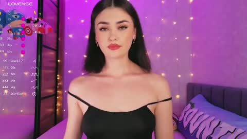 Sandy online show from June 2026 12:37:01 PM