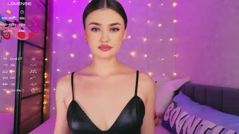 Sandy online show from June 2026 09:14:02 AM