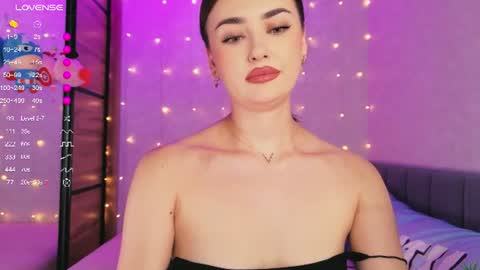 Sandy online show from July 2026 10:22:01 AM