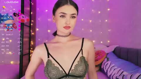 Sandy online show from July 2026 04:39:33 PM