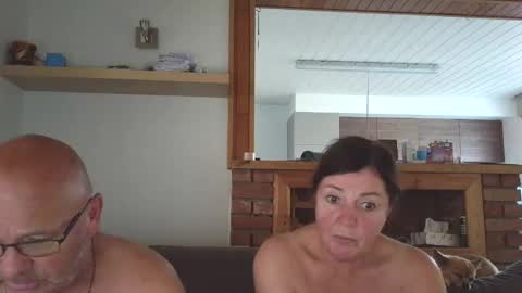 Snapshot of sanroom chatting on September 2025 02:11:02 PM sanroom online show from September 2025 02:11:02 PM