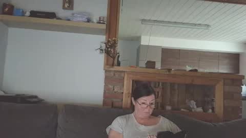 Snapshot of sanroom chatting on October 2025 03:24:02 PM sanroom online show from October 2025 03:24:02 PM