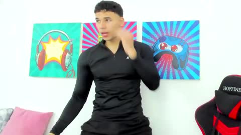 Snapshot of santana_maximo chatting on April 2026 01:13:01 PM Maximo Santana online show from April 2026 01:13:01 PM
