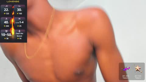 Snapshot of santi_brown1 chatting on January 2025 04:54:01 AM Santibrown online show from January 2025 04:54:01 AM