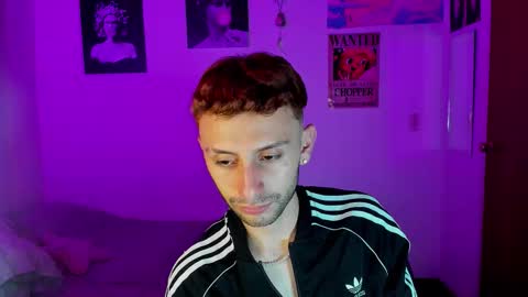 Snapshot of santi_mateo chatting on September 2025 05:06:02 AM Santi online show from September 2025 05:06:02 AM