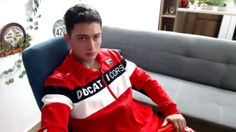 santi_ss online show from April 2026 02:09:01 AM