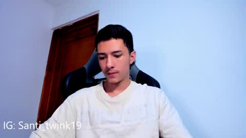 santi_twink19 online show from February 2025 11:06:02 AM