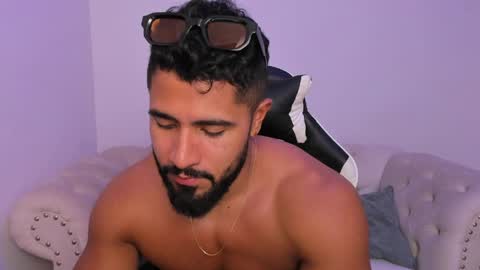 santiago_huntt online show from March 2026 08:03:01 PM