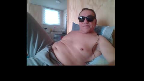 santiago_n online show from July 2026 02:13:01 PM