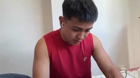 santiagomg_ online show from July 2026 06:43:02 PM