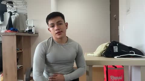 santiagomg_ online show from July 2026 08:05:01 PM