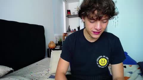 Santii online show from December 2024 02:15:01 PM