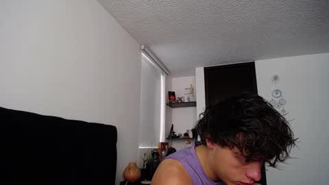 Santii online show from December 2024 02:33:01 PM