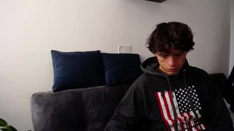 Santii online show from December 2024 02:31:02 PM