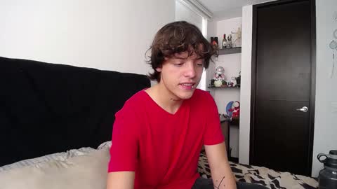 Santii online show from March 2025 04:44:01 PM