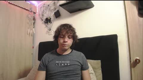 Santii online show from June 2026 03:42:01 AM