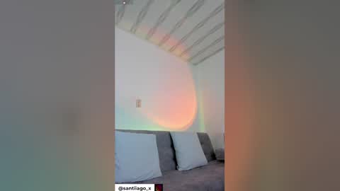 Snapshot of santiiagox chatting on March 2026 01:21:02 AM SANTIAGO online show from March 2026 01:21:02 AM