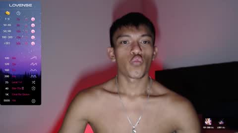 Snapshot of santinaugthy chatting on December 2025 04:20:03 AM santi online show from December 2025 04:20:03 AM