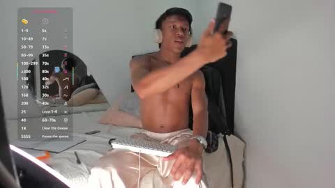 Snapshot of santinaugthy chatting on March 2026 02:14:02 AM santi online show from March 2026 02:14:02 AM