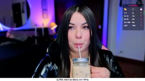 Liah Santos online show from July 2026 02:00:01 PM