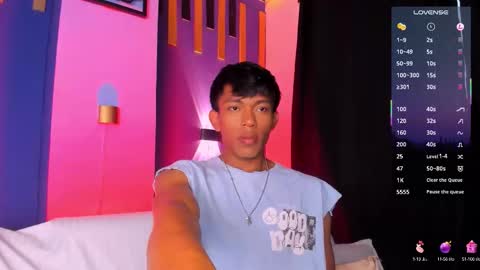 Santii online show from October 2025 09:15:01 PM