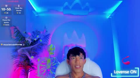 Santii online show from October 2025 10:32:02 PM