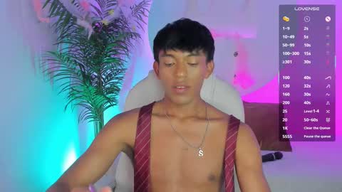 Santii online show from November 2025 12:46:01 AM