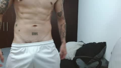 Snapshot of santti_torres chatting on May 2026 01:56:01 AM Santy Torres online show from May 2026 01:56:01 AM