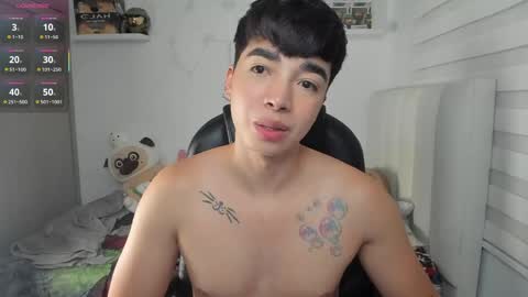Mr. Santiago online show from April 2026 01:46:02 PM