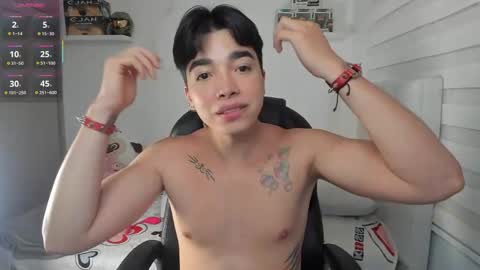 Mr. Santiago online show from April 2026 01:28:01 PM