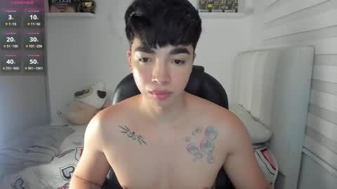 Mr. Santiago online show from June 2026 01:35:01 PM
