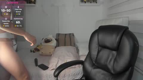 Mr. Santiago online show from July 2026 02:07:02 PM