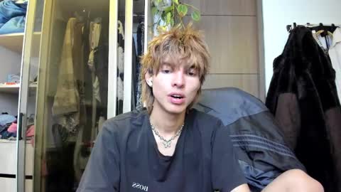 kitty online show from February 2025 07:26:01 AM