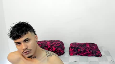 Snapshot of santy_of1 chatting on April 2026 01:09:02 PM santy_of1 online show from April 2026 01:09:02 PM