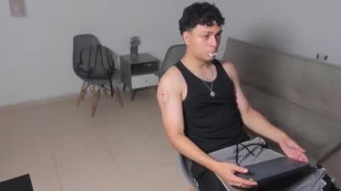 santy_stump online show from June 2026 09:48:02 PM
