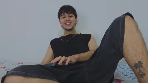 Snapshot of santybig18 chatting on March 2025 07:32:02 AM santybig18 online show from March 2025 07:32:02 AM