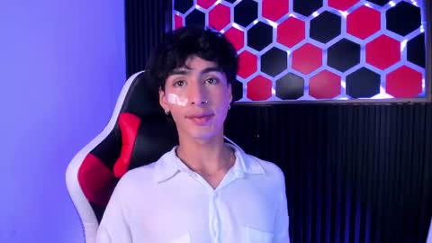Santy  online show from June 2026 03:15:02 AM