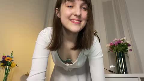 Anny online show from November 2025 05:16:01 PM