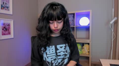 saphyralux online show from May 2026 09:31:01 PM