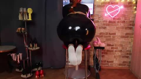 sara  foxy online show from July 2026 03:04:01 AM